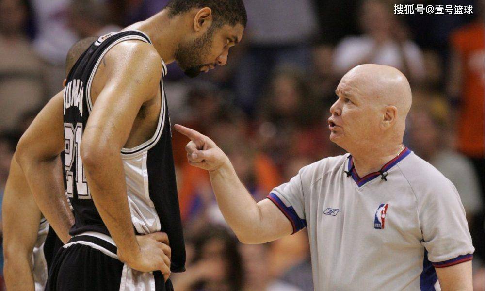 nba裁判控制比赛，nba裁判规则大全？