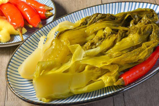 蔬菜|用脚踩出来的4种食物，知道后你还敢吃吗？网友：每天都吃还很香