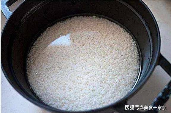 米饭加什么可以增加粘性 278876d3161e4d9b82d4d94aec80bb04.jpeg