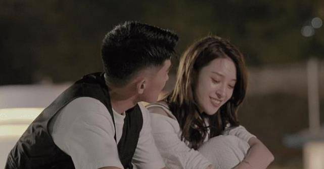 马董|《心动4》被偶遇，方彬涵皮肤黑，洪成成少女，孔汝淳胖了一圈