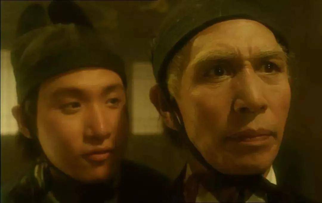 因为|《笑傲江湖》里寻金庸，沧海一声笑，已不见黄霑林正英午马