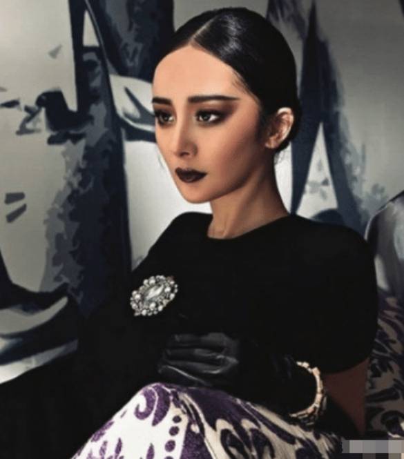 原创九大女星浓妆林心如像画中人杨幂狠了点蒋欣一言难尽