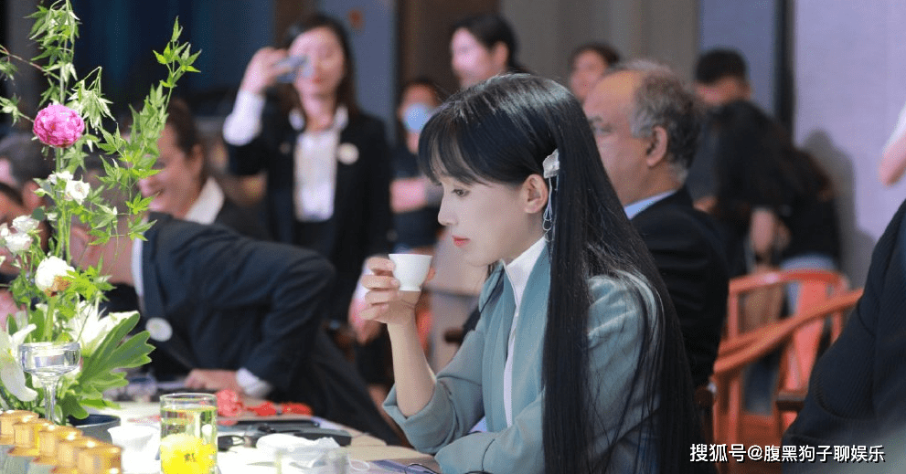 否认球队被李挖走 被甲板盗版 停了63天的李更忙