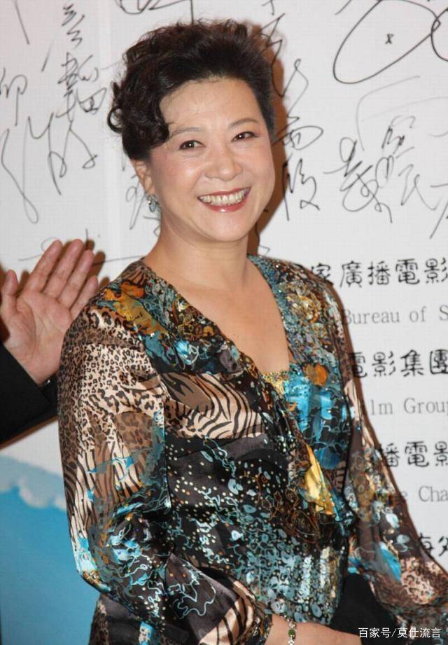 风韵|年过70王馥荔依旧时髦,风韵不减当年,如今气质沉稳更有韵味