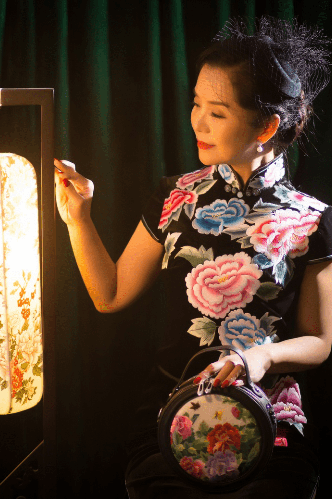 扣子|济南旗袍 不一样的金扣子 不缺婀娜与风情