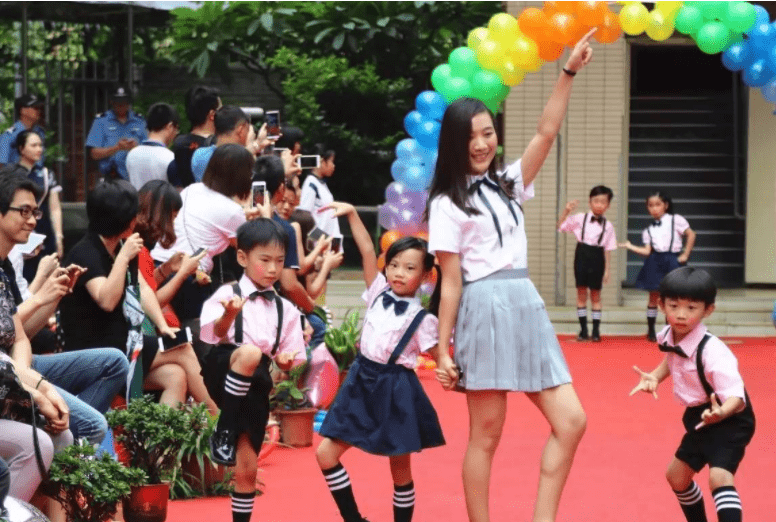 家长|多所幼儿园招生遇冷，即使降价也“一孩难求”，开放二胎未见效？