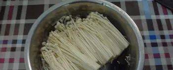 做法|金针菇的新吃法,做法简单,营养美味,也可以当零食吃哦!