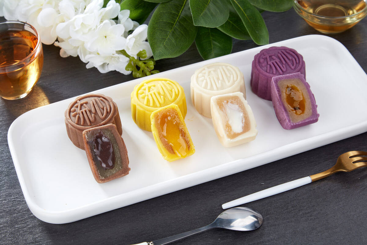 原创中国10大月饼口味南方占了一大半今年五仁馅还会最受欢迎吗