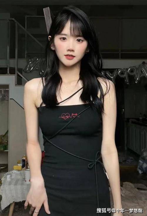 全网|全网掀起纯欲风？井川里予之后，LO圈顶流谢安然也转型大秀身材啊