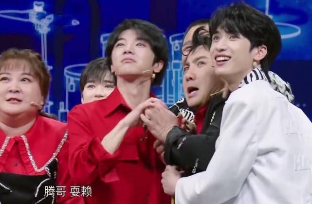 舞台|华晨宇上台叫嚣，唱的歌曲名字引热议：终于光明正大开始秀恩爱