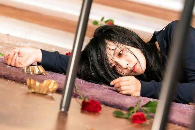 千瑞|《顶楼3》千瑞珍下场惨，痴呆、失忆还被吊灯砸，周丹泰也毁容了！