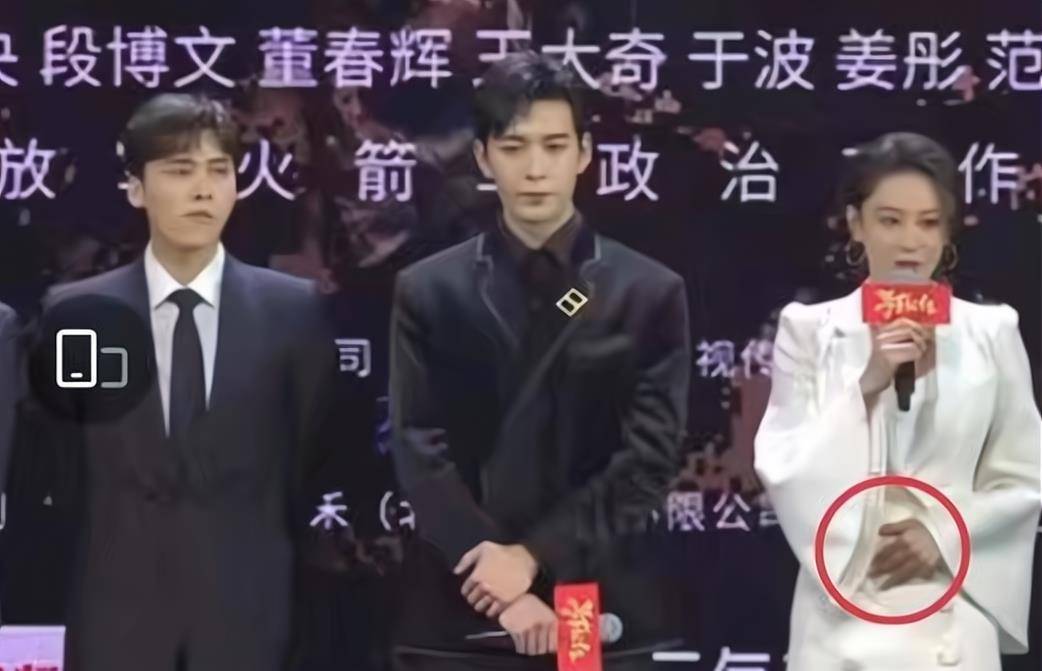 因为|张馨予自黑式调侃否认二胎传闻，暗戳戳秀恩爱，凭婚姻逆袭人生