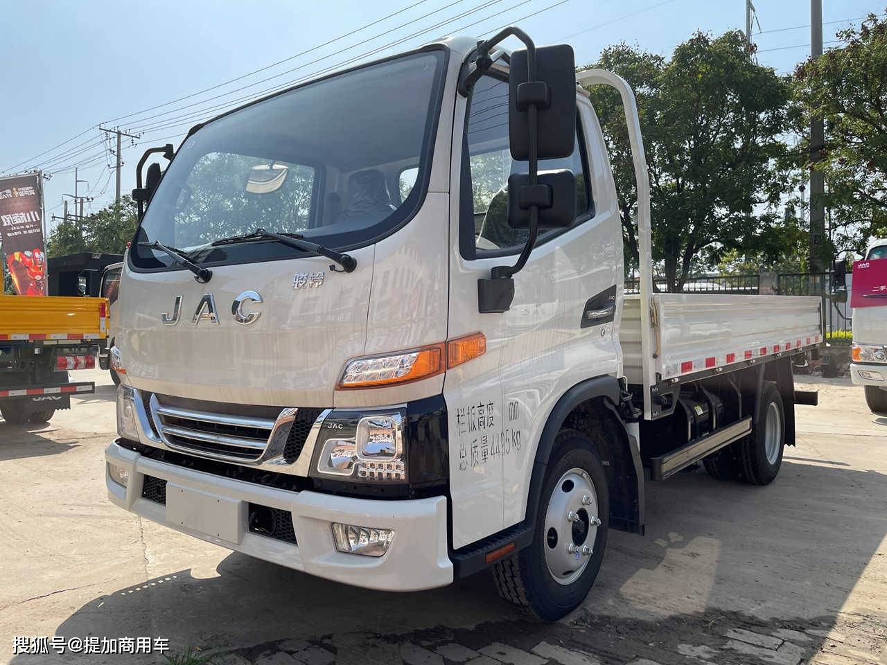 江淮骏铃轻卡又出新车型名叫大掌柜它有哪些亮点配置