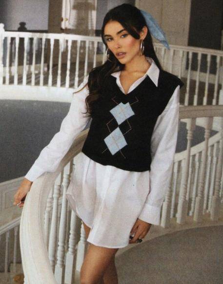 美人|杨采珏穿衬衫是法式美人,怎么我穿就成了法式土狗?