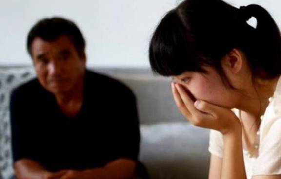 宝爸|妻子老妈在月子期间开战，宝爸左右为难，宝妈更是直接搬走