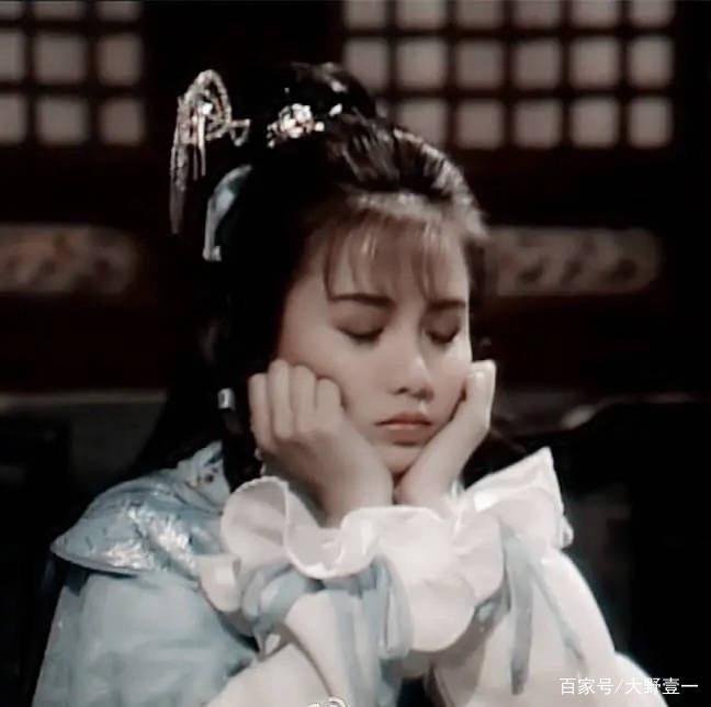 鹅蛋脸|星星眼，鹅蛋脸，古装美女我只服这7位，看她们是如何惊艳四座的