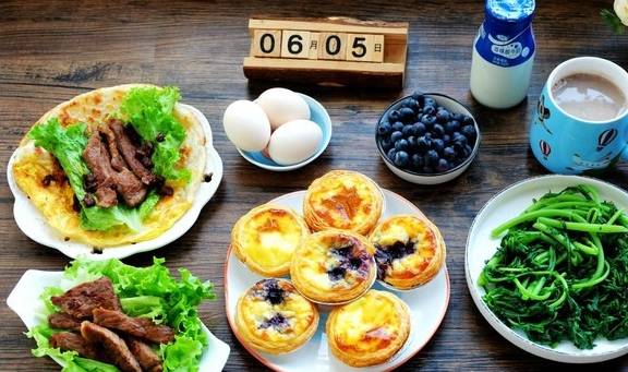 水果|早餐在家吃省钱还是出去吃省钱？看看我家7天早餐，在哪吃更合适