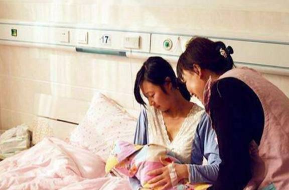 宝爸|妻子老妈在月子期间开战，宝爸左右为难，宝妈更是直接搬走