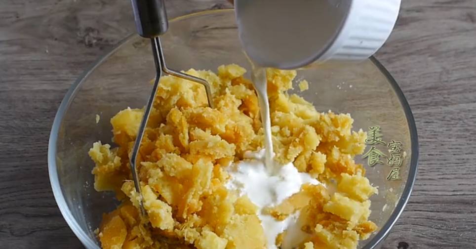 怎样做红薯蛋糕好吃 f9511c1b44be463f9cd5611488db1d3c.jpeg