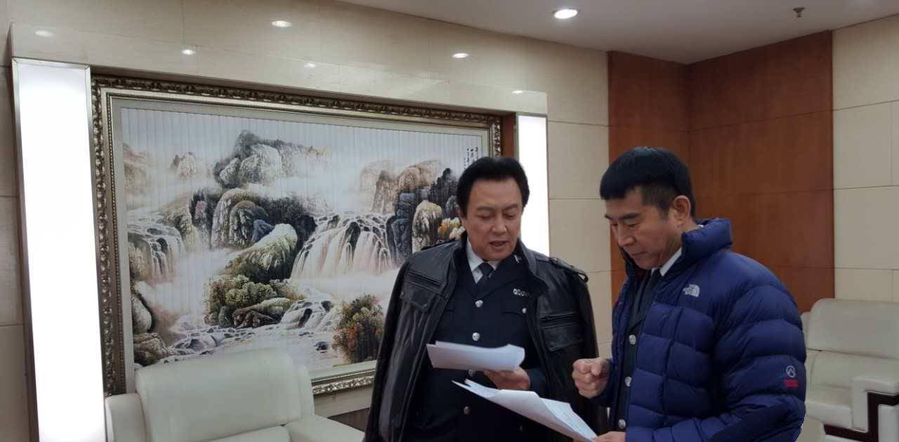 区委书记林霞“四不两暗访督查疫情防控工作！韩栋