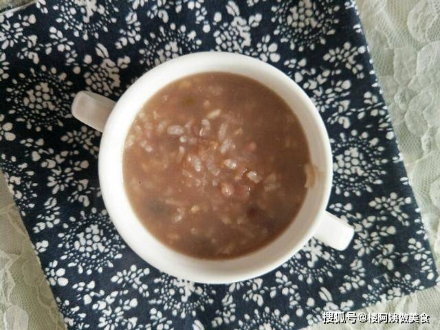 美食|不到一个月瘦了10斤，就是按邱医生食谱吃的，目标瘦到95斤