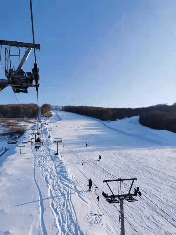 黑龙江省中青旅成功中标帽儿山高山滑雪场项目