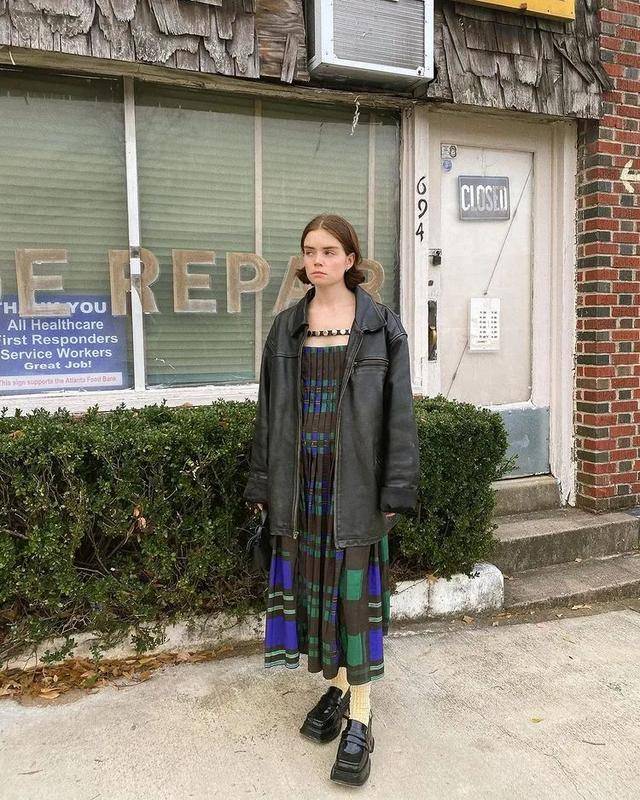 整体|打败小白鞋成为今秋“最百搭鞋”,有关它的7Days搭配送给你