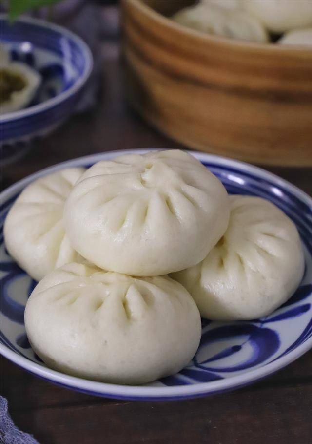 做法|我家最受欢迎的早餐，酸辣开胃，营养好吃，连吃3个嫌不够