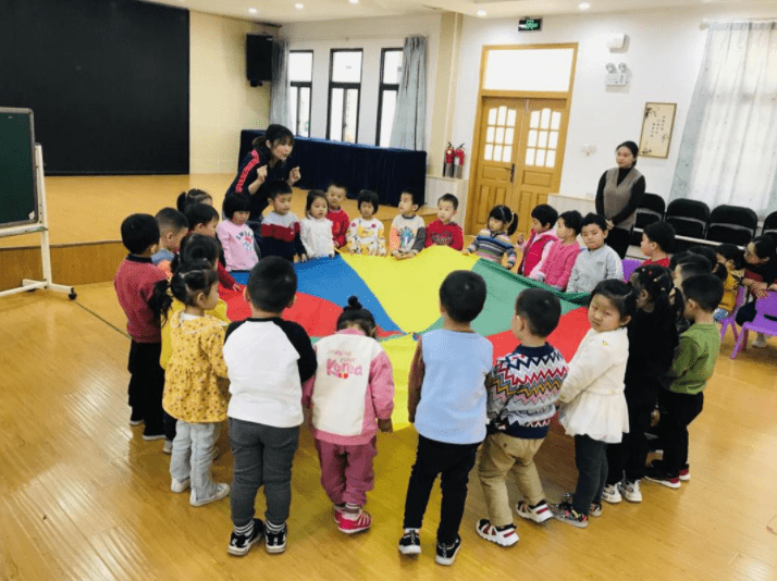 家长|幼儿园取消午睡，引起家长十分不满，老师解释后家长才放心