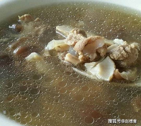 排骨汤怎么炖好喝营养又好吃 18b958891c1d44d8a74174bdc3197d9c.jpeg