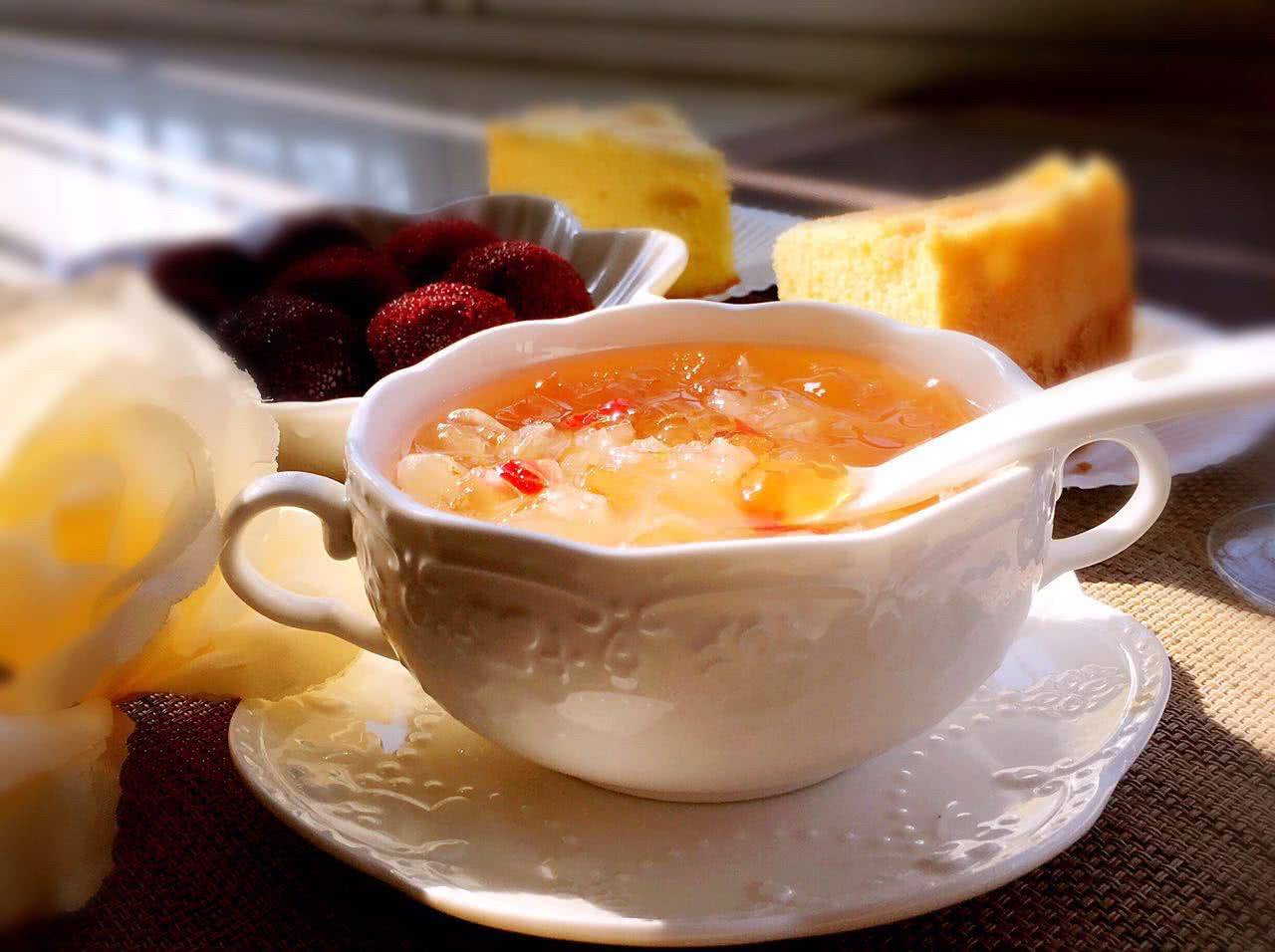 50岁姑姑皮肤白嫩似少女,"它"功不可没,隔三差五喝一次很养人