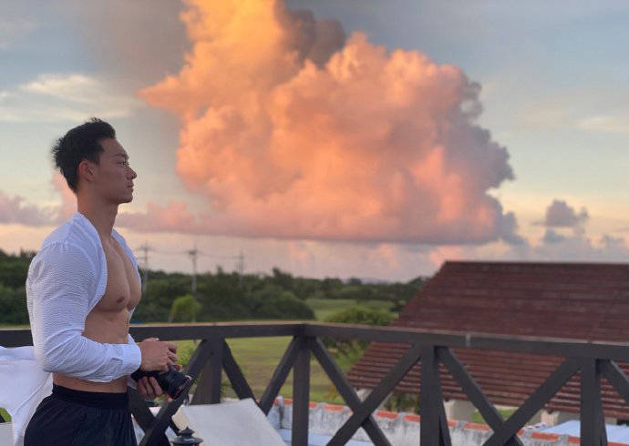 26岁肌肉棒小伙,每天骑车30公里去健身,东京回国做了健身私教!