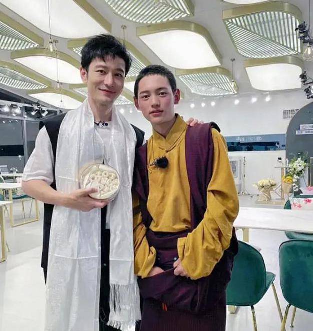 家乡|《中餐厅5》完美落幕，丁真的加入让整个节目都升华了