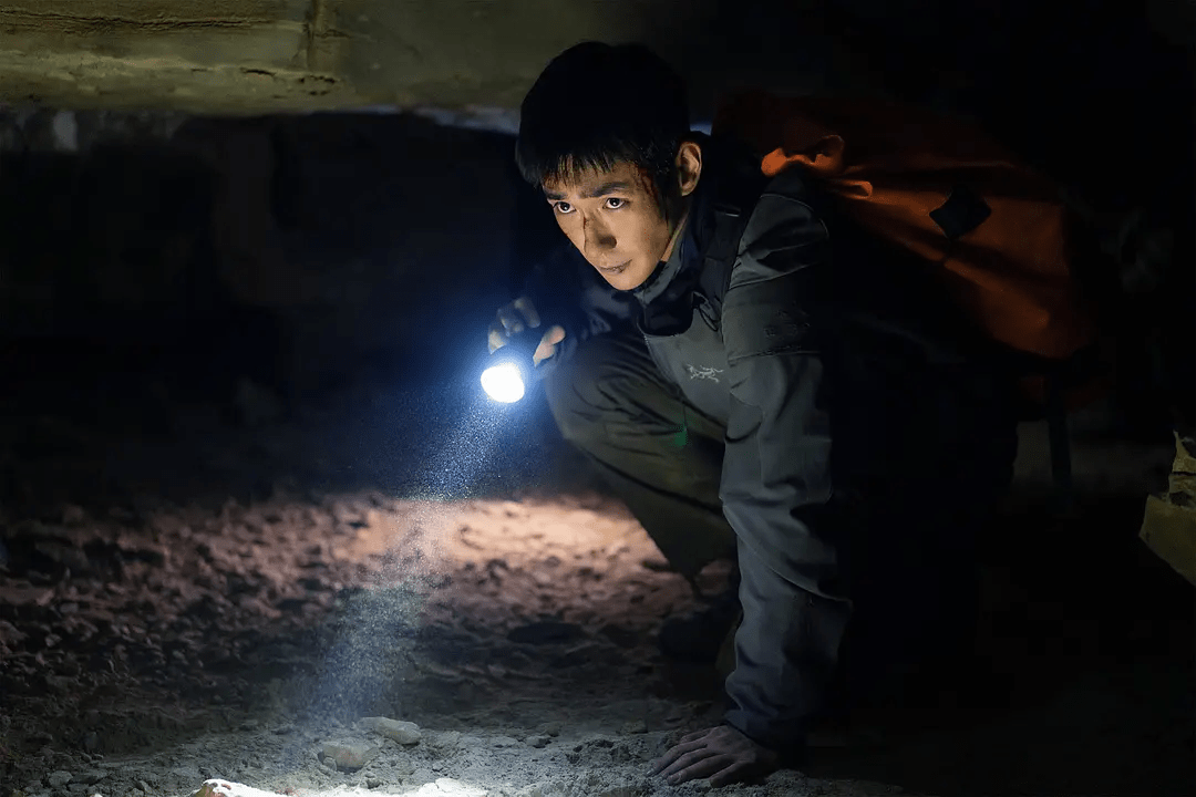 电影|《峰爆》遭专业电影媒体1星差评,主编发朋友圈吐槽:烂片零负评