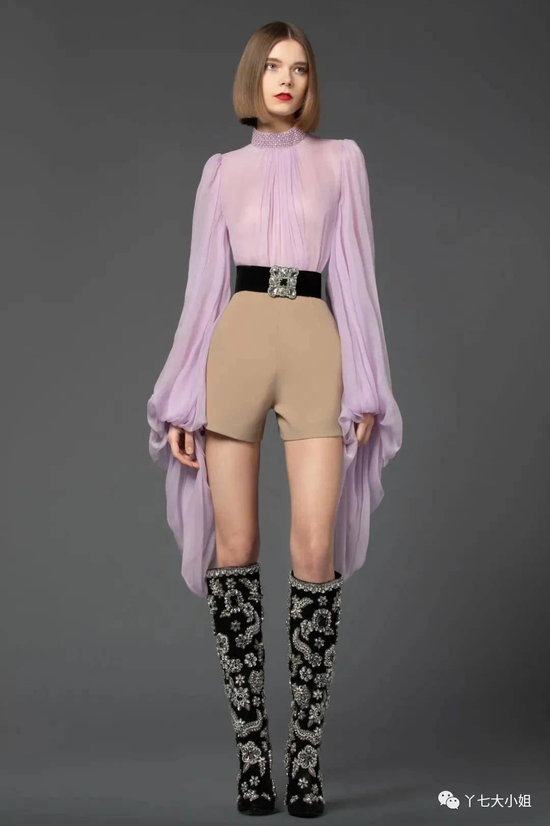 丁香紫|今天秋冬,一定要pick这两个颜色:丁香紫+市区褐