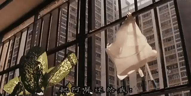 制造|街头找来的演员，剧组4个月没发工资，却拍出了最有港味的青春片！