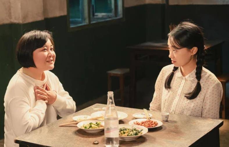 张小斐|张小斐签约新公司后,大碗娱乐第一时间予以回应,大碗一姐实火了