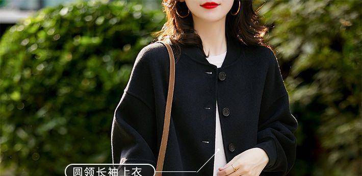 设计|若你过了45，试试今年流行打扮：“毛呢外套”+小脚裤，时髦显嫩
