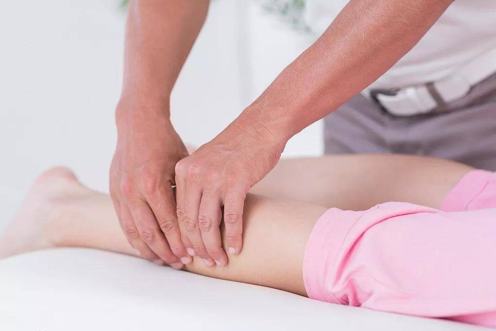 腰酸背痛腿抽筋的实质,多半是寒邪伤人而非缺钙!