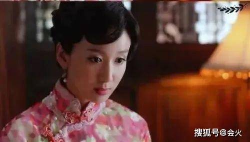 生活|脸部肿胀被疑整容过度,直播卖货销量冲第二,娄艺潇要转行当网红吗?