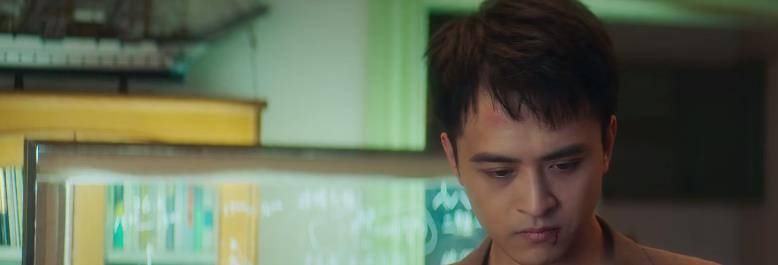 情节|《美人鱼》上映就翻车！一星二星满屏飘，克拉拉身材成最大看点？