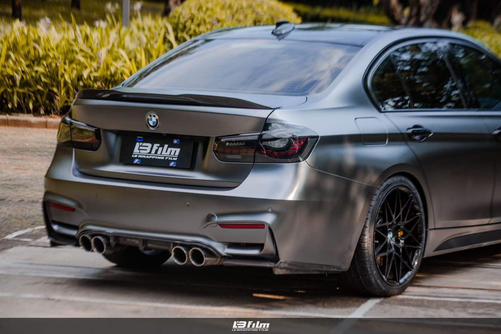 宝马-3系全车lb改色膜电光金属深邃灰