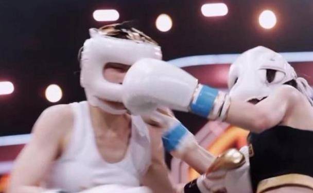 胸部|女星面对面击打胸部，综艺《拳力》太“血腥”，怕是过度娱乐了？