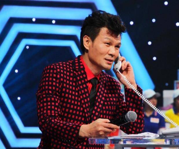 卫视|57岁的李彬，状态颇为憔悴，他是个妥妥的妻管严，他为何怕老婆？