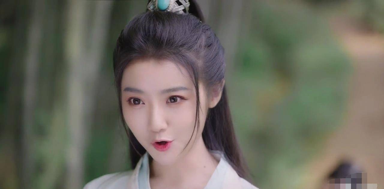 等碰到她师父,诈骗门门主,一个黑衣大汉,本以为会打一架,没想到"会会"