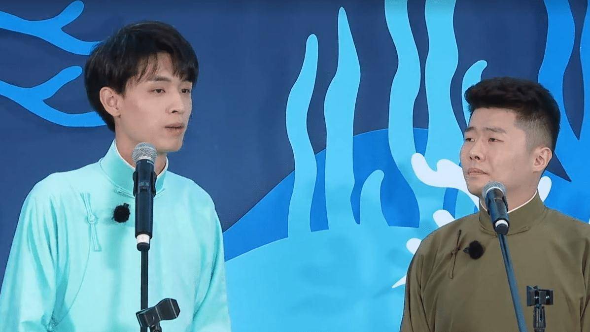 叙事性|初生牛犊不怕虎，德云社团综秦霄贤再次忘词，郭德纲却夸他有进步