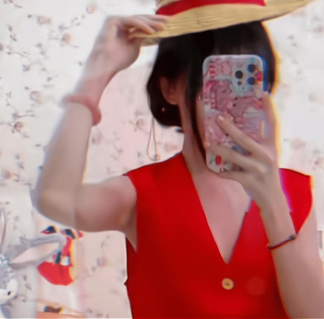 女帝|王奕萌、彭十六都硬COS女帝，蔡萝莉显露小心机反串路飞反遭好评？