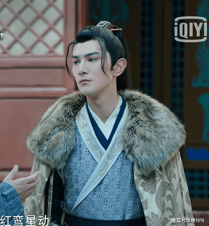 什么|五毒俱全！网剧主角配角一个比一个辣眼睛，整容崎岖超龄演技差…