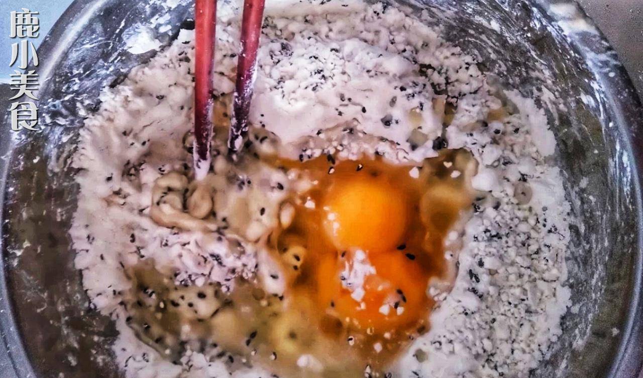 苏打粉|在家制作酥脆麻花,不放“苏打粉”也能酥脆美味,做法简单,贼香