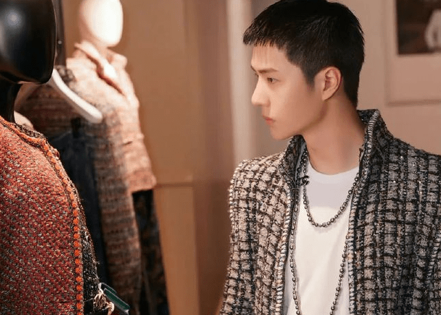 偶像 王一博女装无性别风合集,中性风是如何被年轻人逐渐接受的?